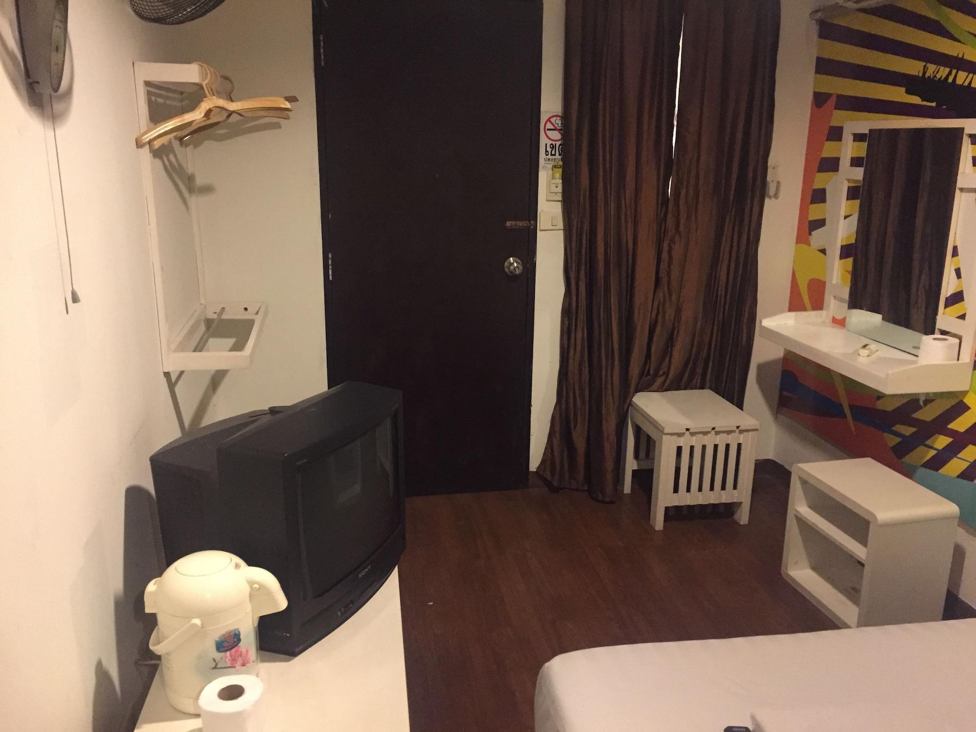 Take A Nap Hostel Bangkok Extérieur photo